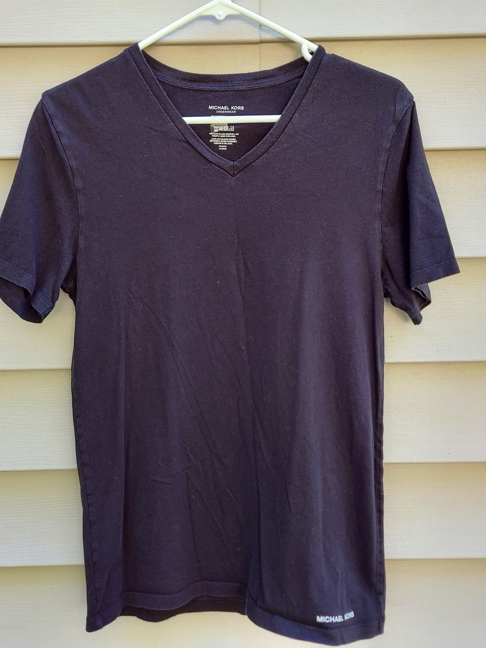 Michael Kors woman's dark black V-Neck Tee size SP